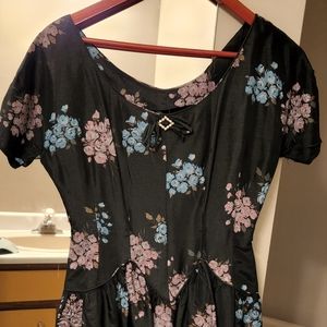 My mom is selling her vintage clothes she wore in her 20s.